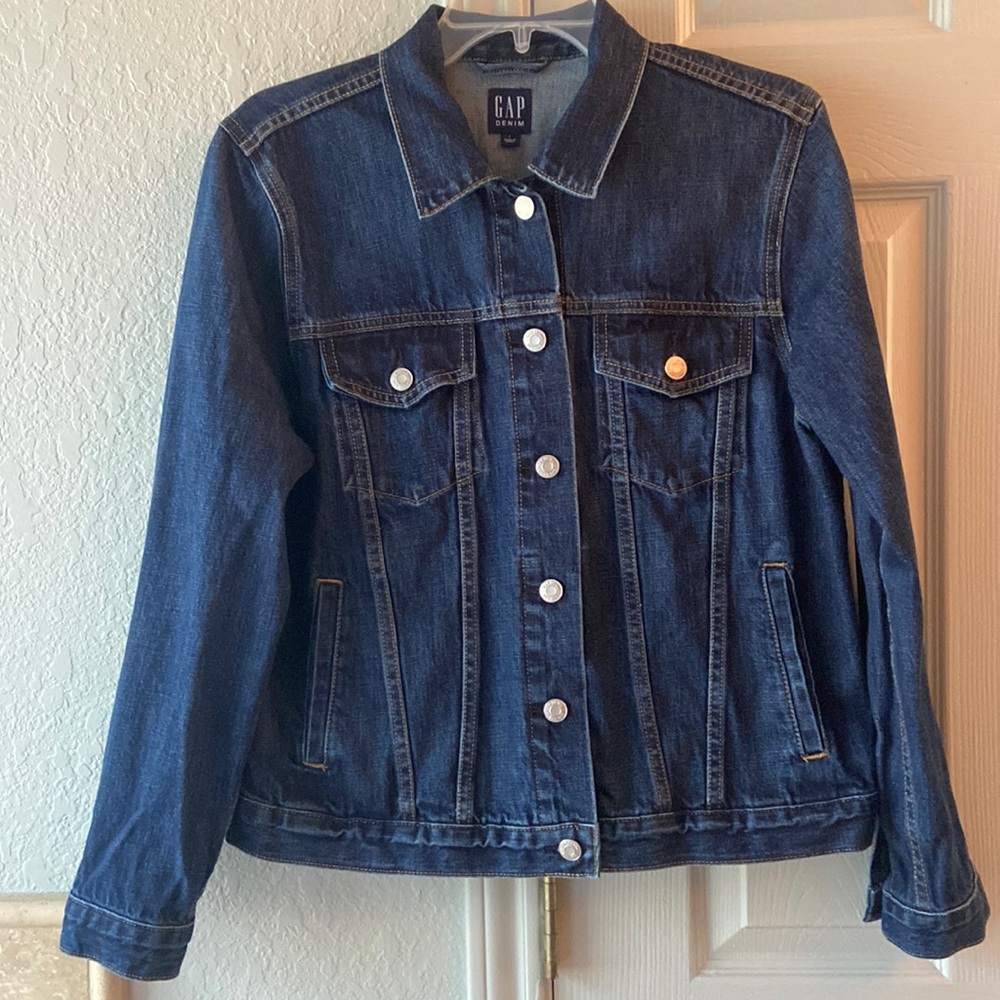 GAP classic dark denim wash jacket